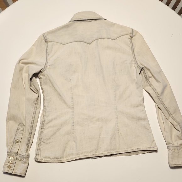 Ralph Lauren Cowgirl Buttondown - Picture 6 of 12